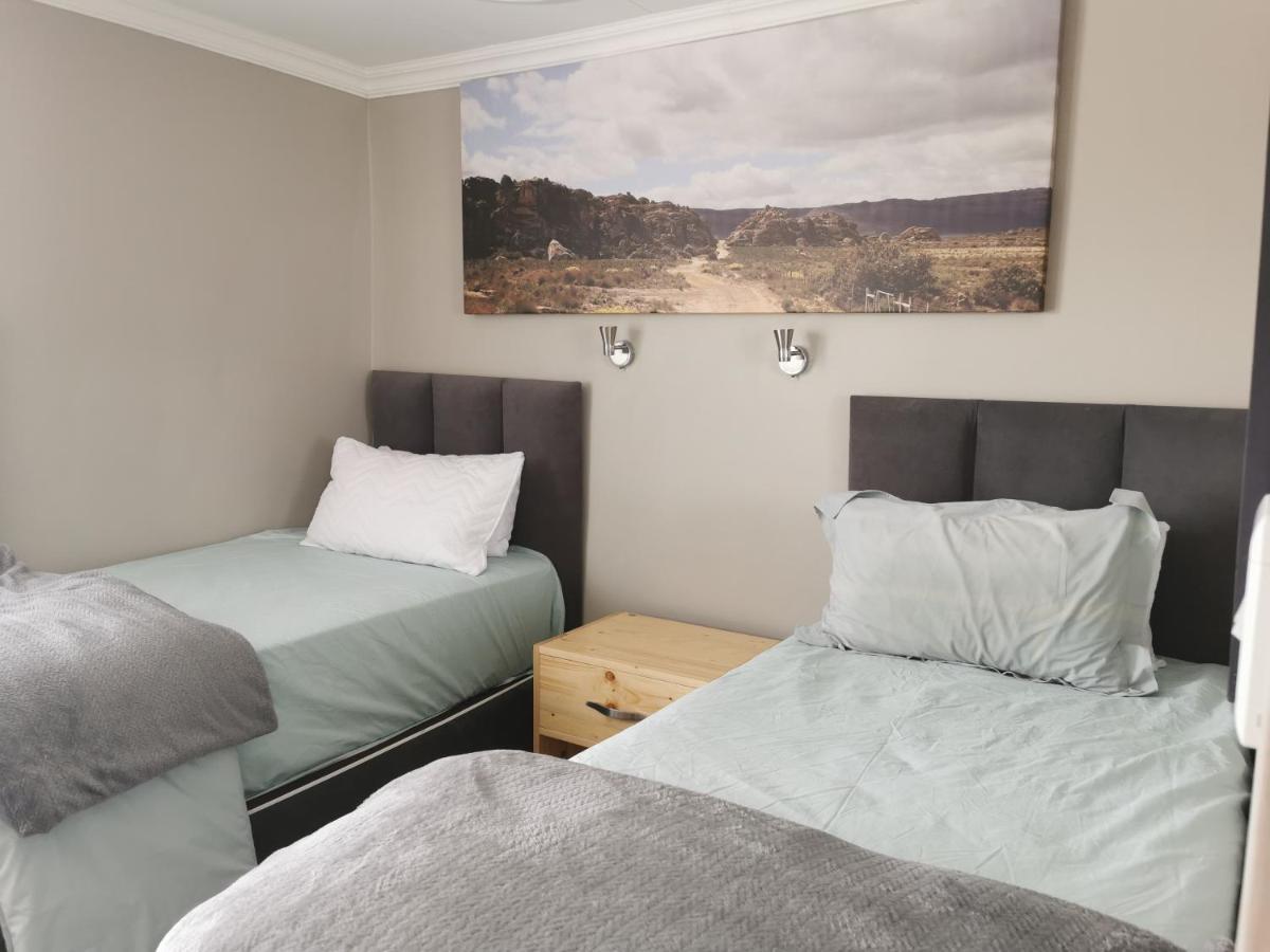 Sirimiri Cottage Dullstroom Extérieur photo